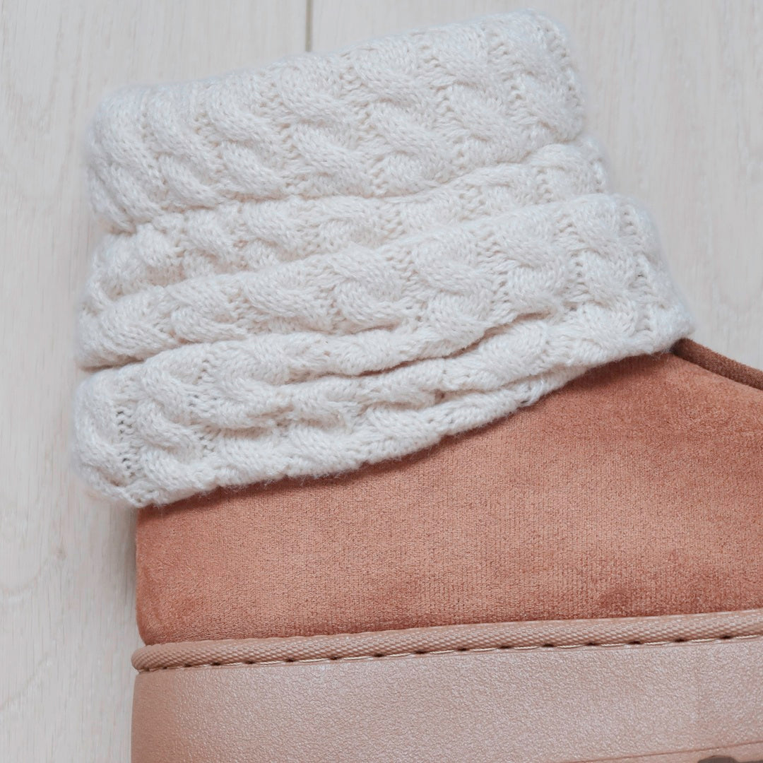 Mila Platform Boots