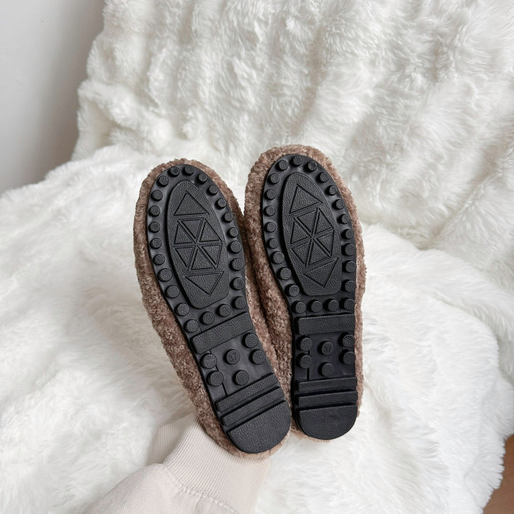 Ava Soft Teddy Slippers