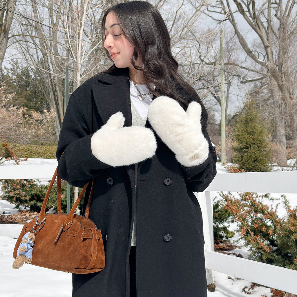 SleekerLife Plush Mittens