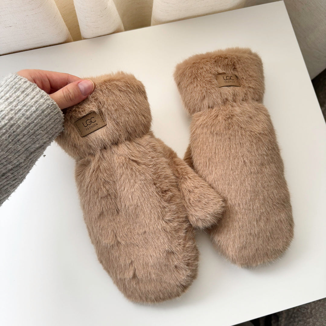 SleekerLife Plush Mittens