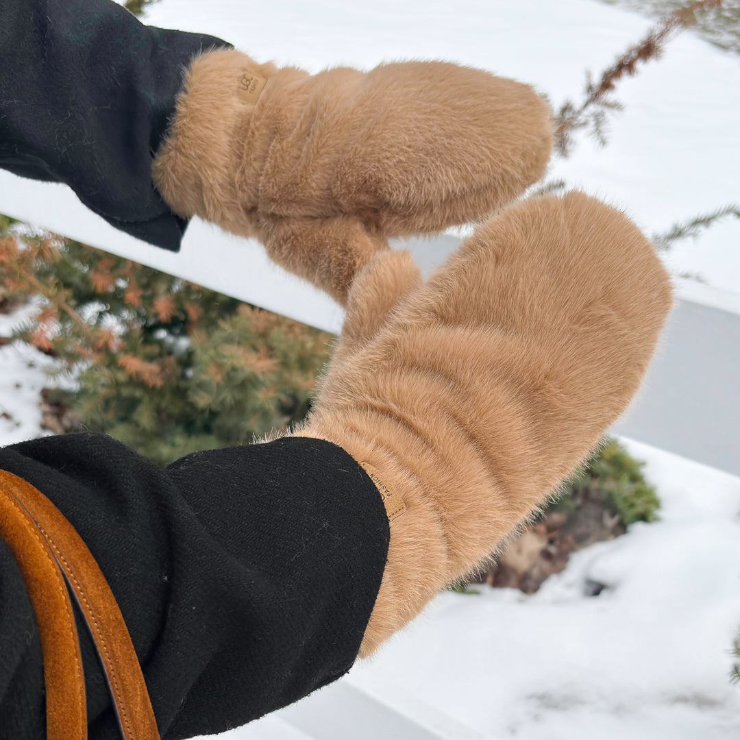 SleekerLife Plush Mittens