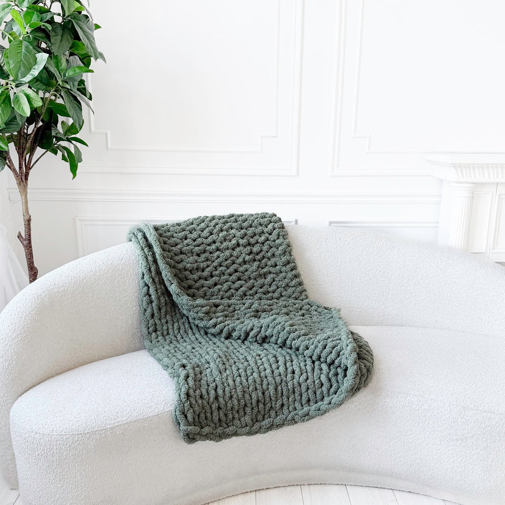 Luxe Chunky Throw Blanket