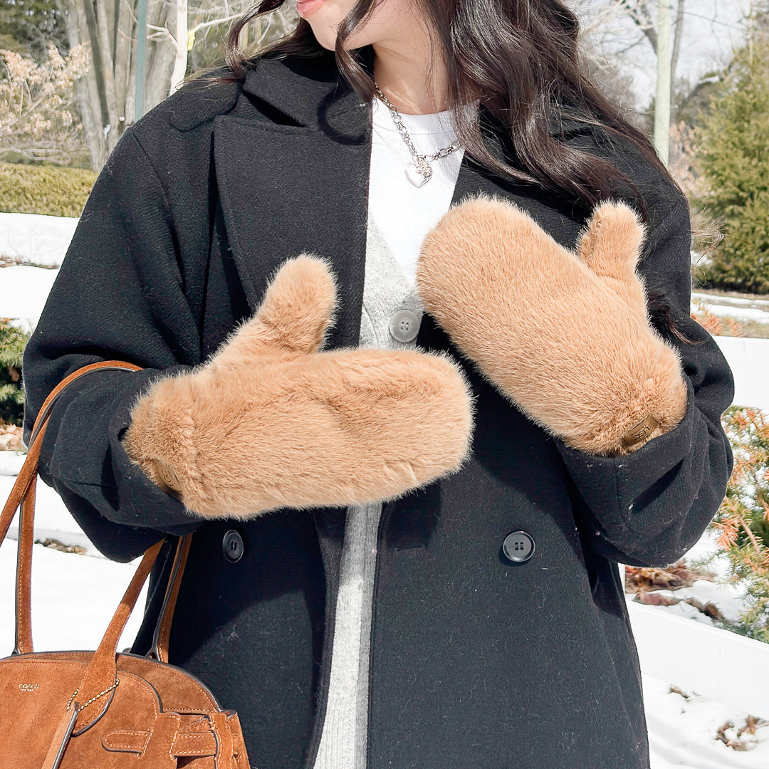 SleekerLife Plush Mittens