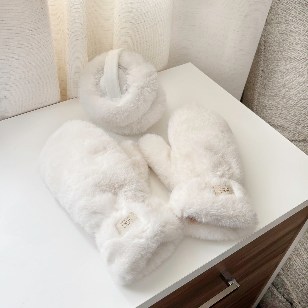 SleekerLife Plush Mittens