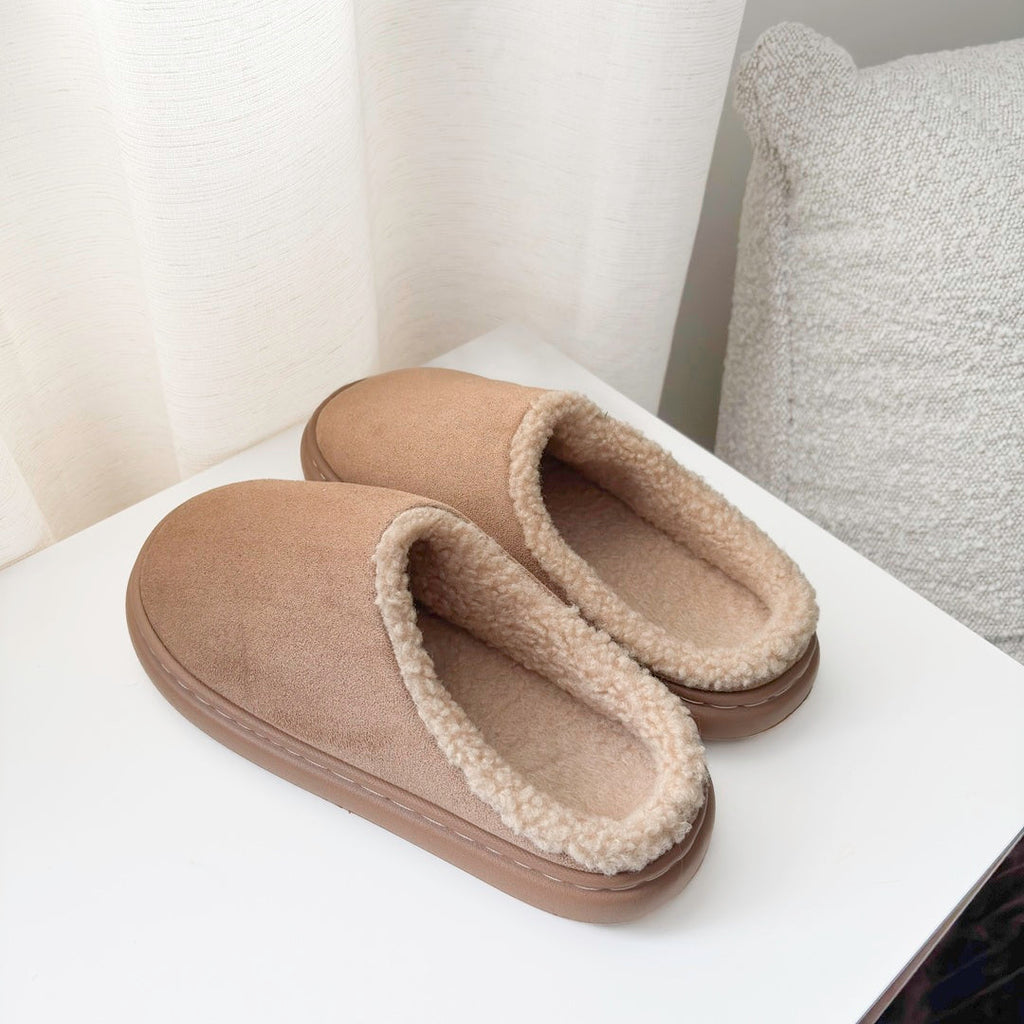 Josy Timeless Plush Slippers