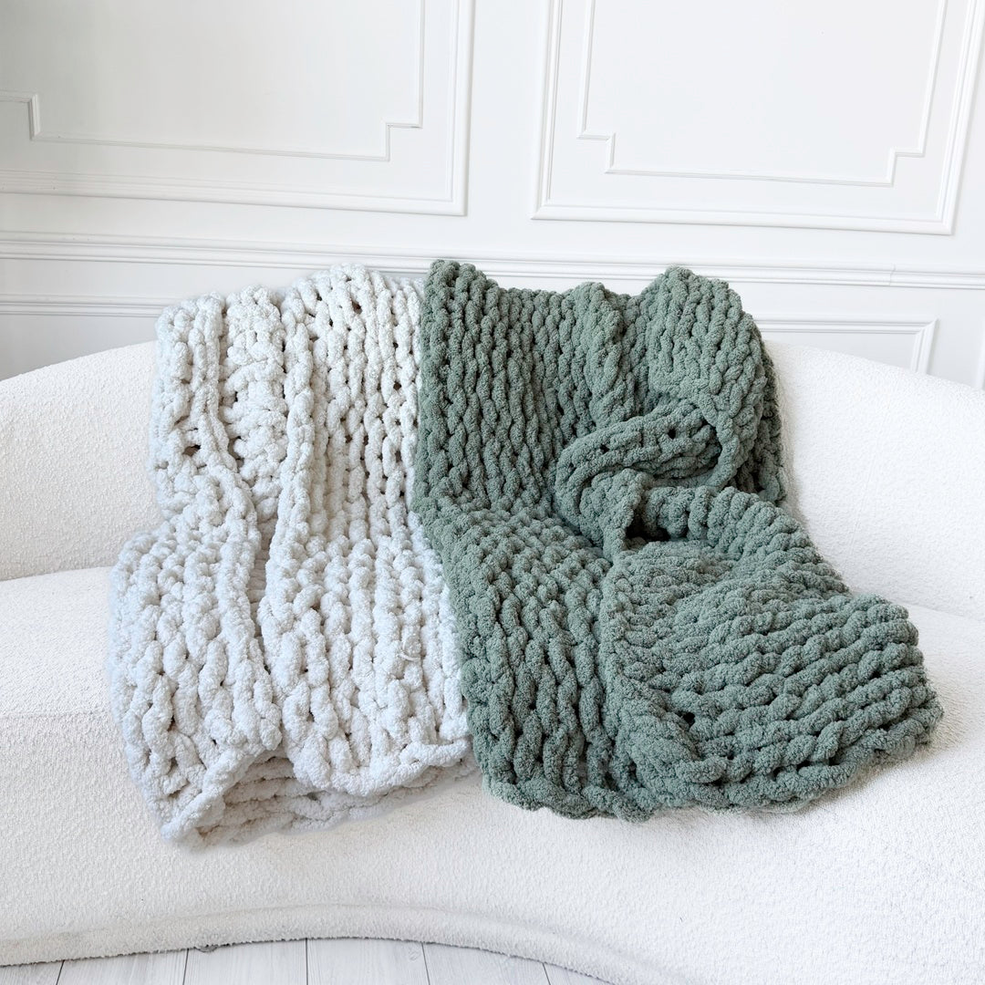 Luxe Chunky Throw Blanket